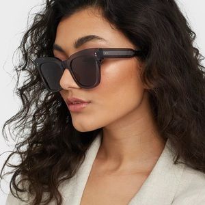 Chimi Oversized Sunglasses